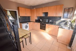 Kitchen/Diner- click for photo gallery